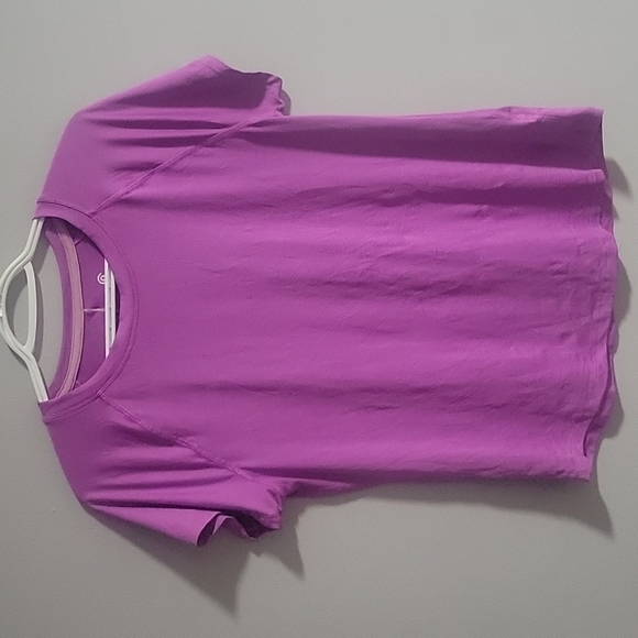 Champion pink women's tshirt, gym, workout wear,athletic size Medium - Picture 2 of 4
